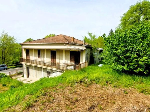 casa indipendente in vendita a Fontana Liri