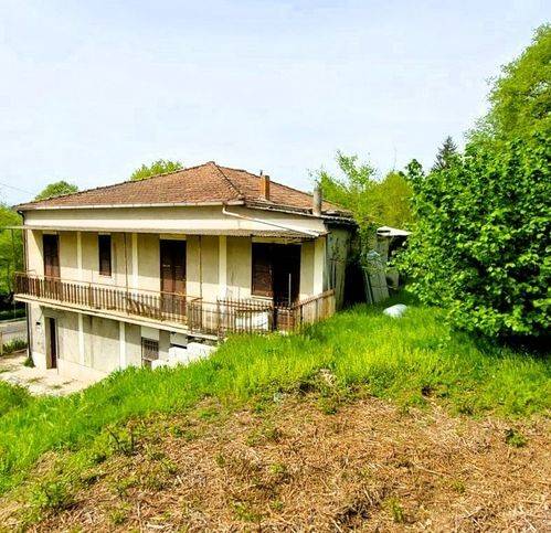 casa indipendente in vendita a Fontana Liri