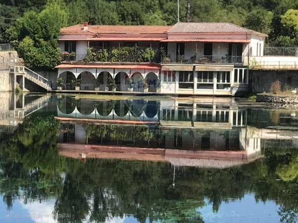 casa indipendente in vendita a Fontana Liri