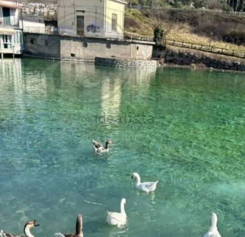 casa indipendente in vendita a Fontana Liri