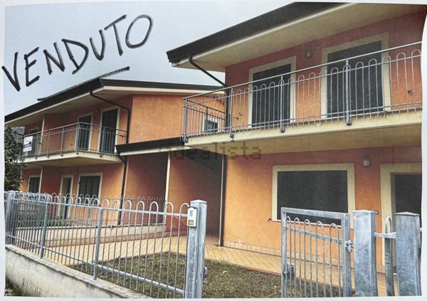 casa indipendente in vendita a Fontana Liri