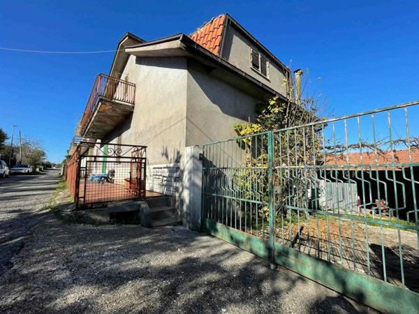 casa indipendente in vendita a Fontana Liri