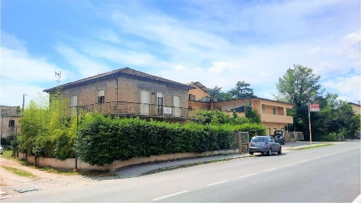 casa indipendente in vendita a Fontana Liri