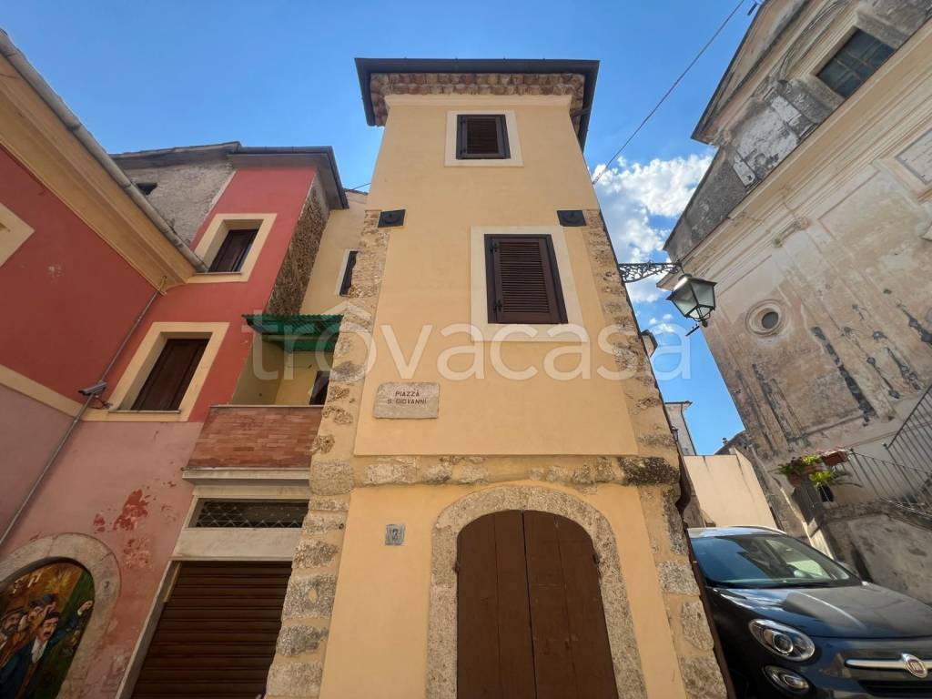 casa indipendente in vendita a Fontechiari