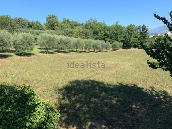 terreno edificabile in vendita a Fontechiari