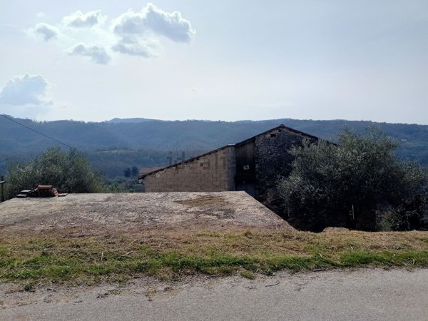 quadrivano in vendita a Fontechiari