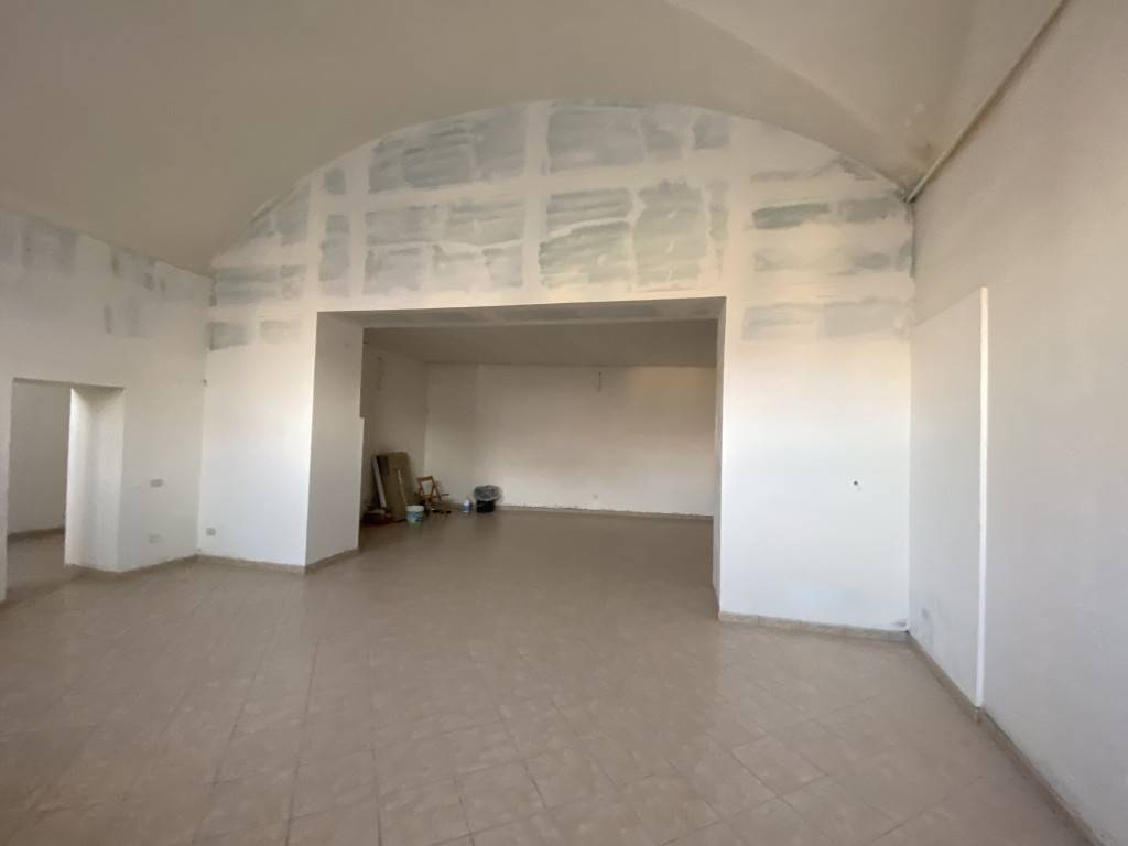 negozio in vendita a Frosinone