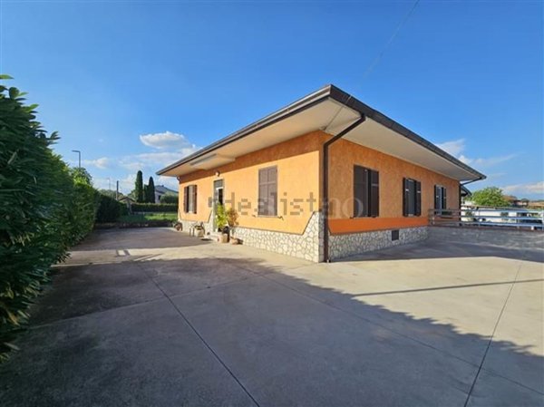 villa in vendita a Frosinone