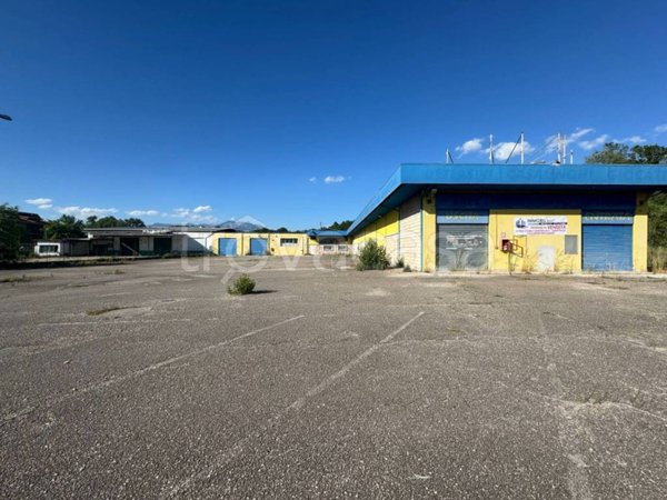 negozio in vendita a Frosinone