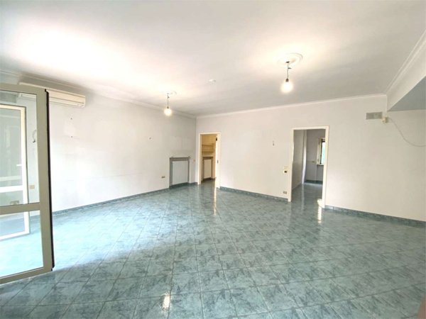 casa indipendente in vendita a Frosinone