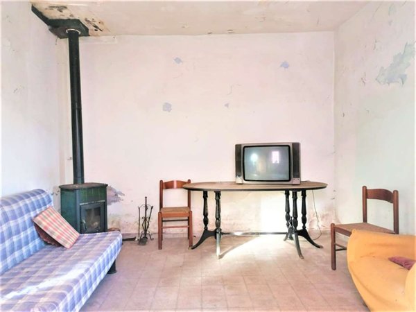 casa indipendente in vendita a Frosinone