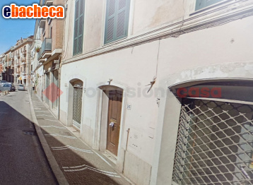 negozio in vendita a Frosinone