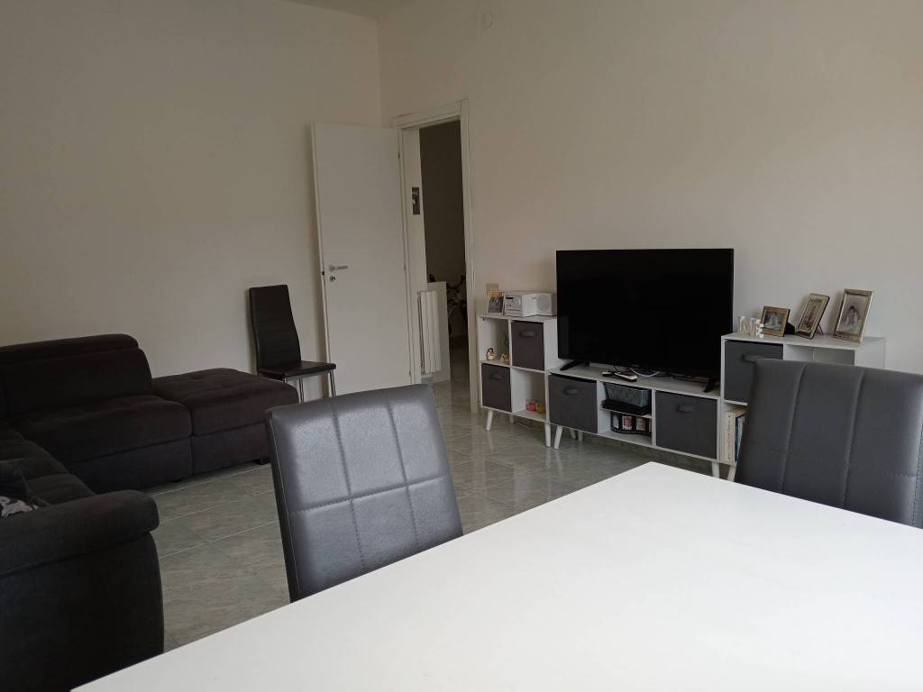 casa indipendente in vendita a Frosinone