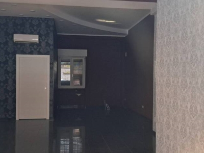 negozio in vendita a Frosinone