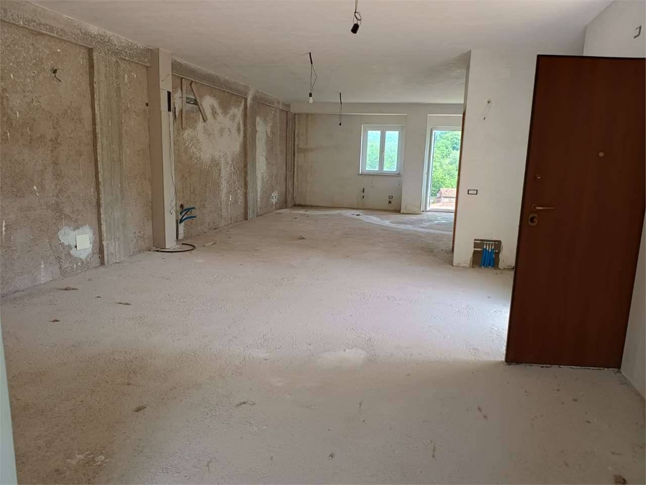casa indipendente in vendita a Frosinone