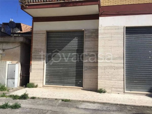 negozio in vendita a Frosinone