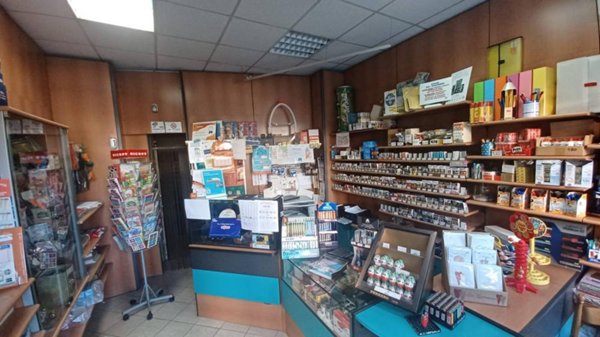 negozio in vendita a Frosinone