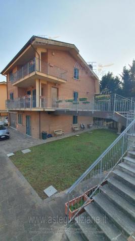 casa indipendente in vendita a Frosinone