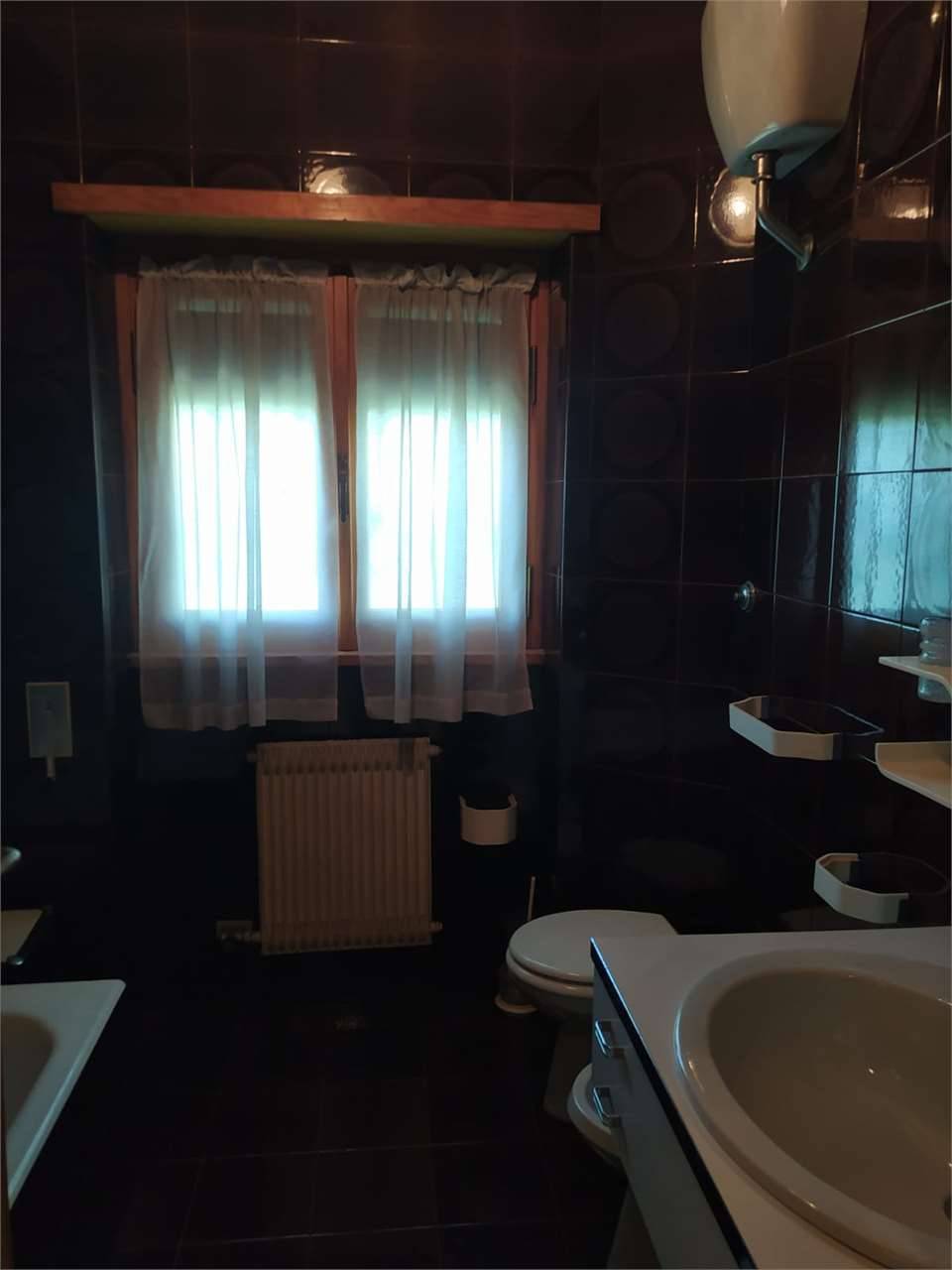 casa indipendente in vendita a Frosinone