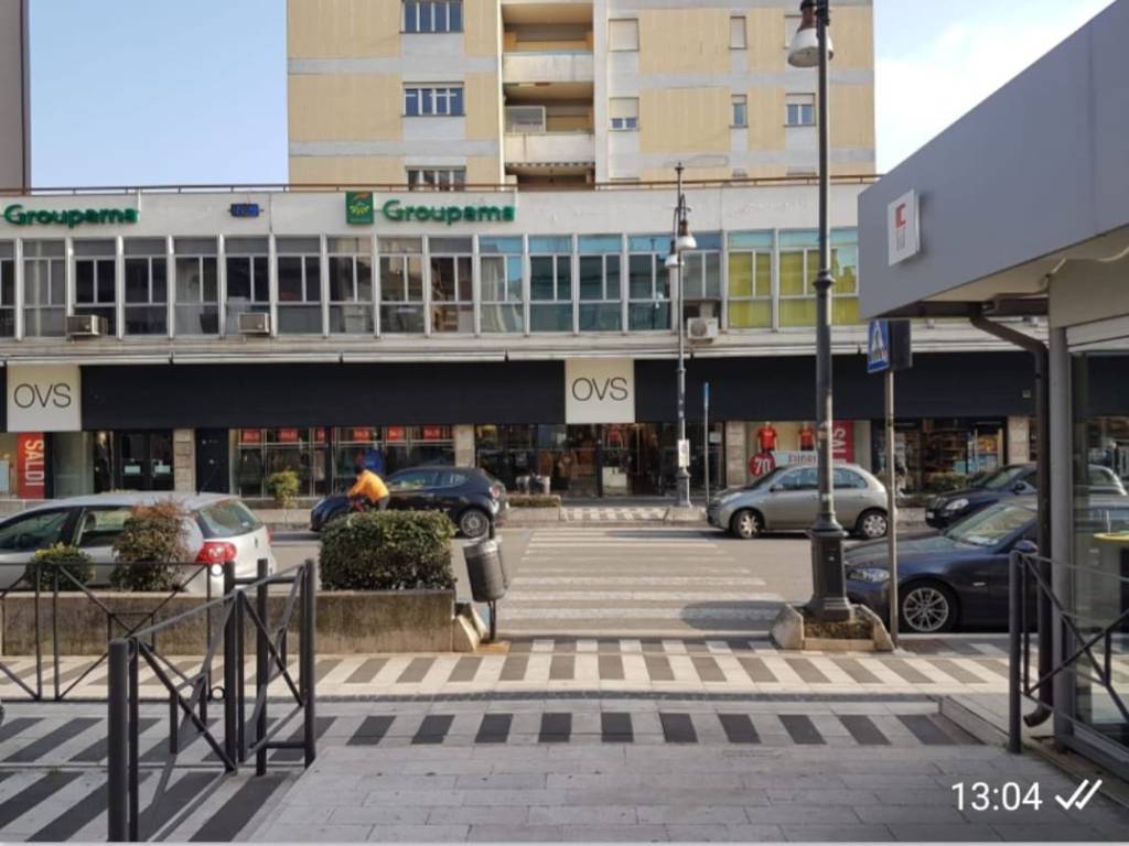 negozio in vendita a Frosinone