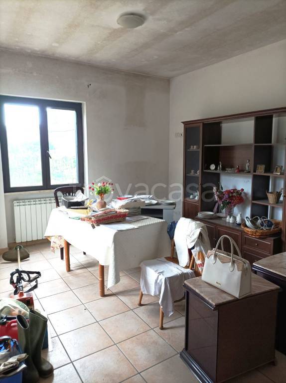 casa indipendente in vendita a Frosinone