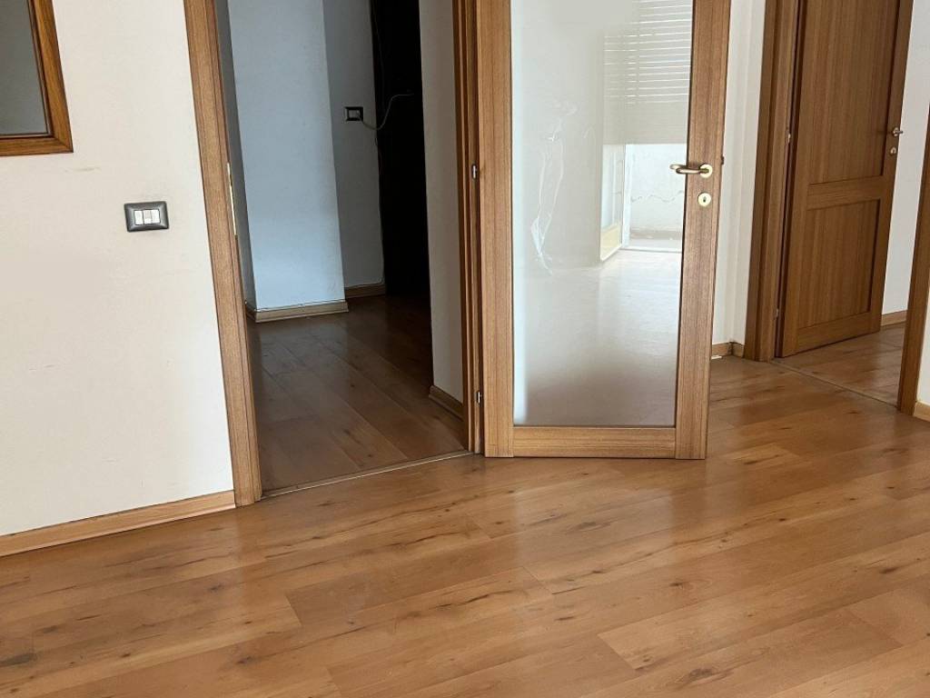 ufficio in vendita a Frosinone