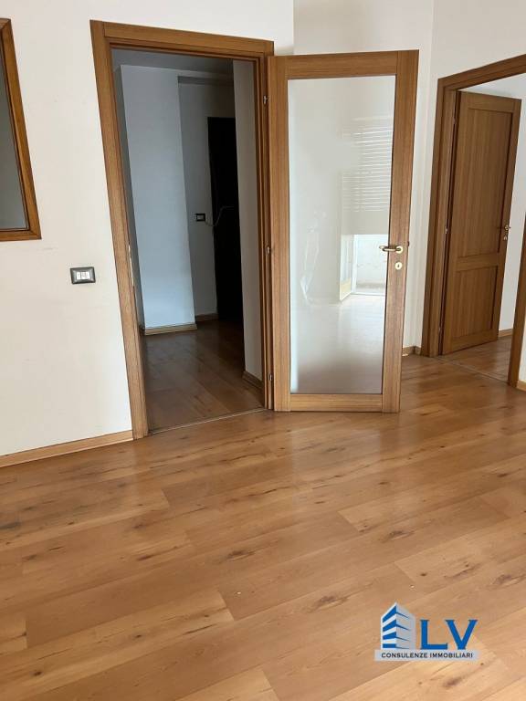ufficio in vendita a Frosinone