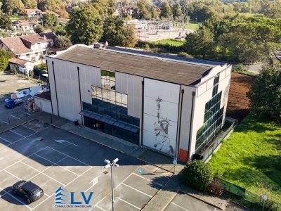 locale commerciale in vendita a Frosinone