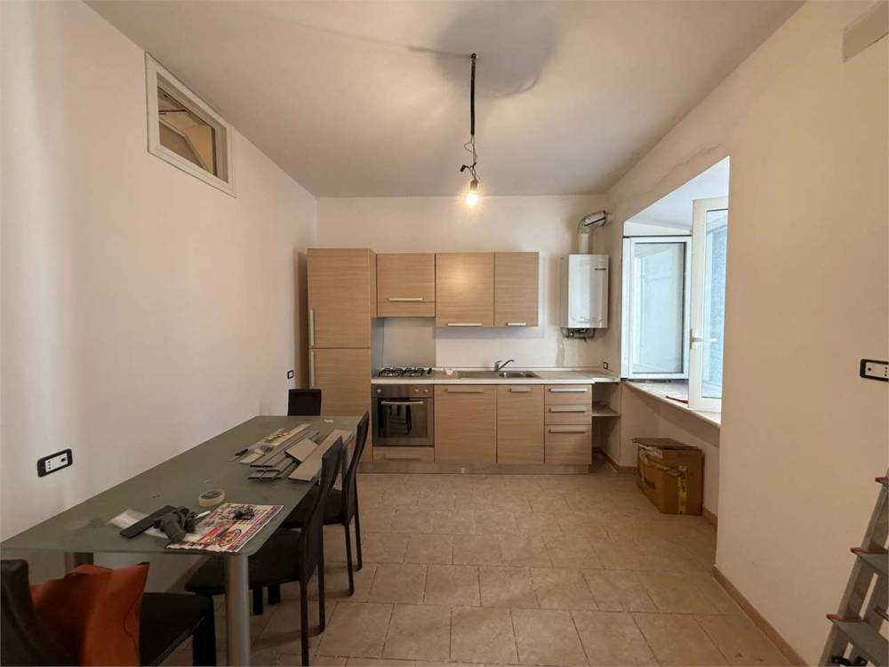 intera palazzina in vendita a Frosinone