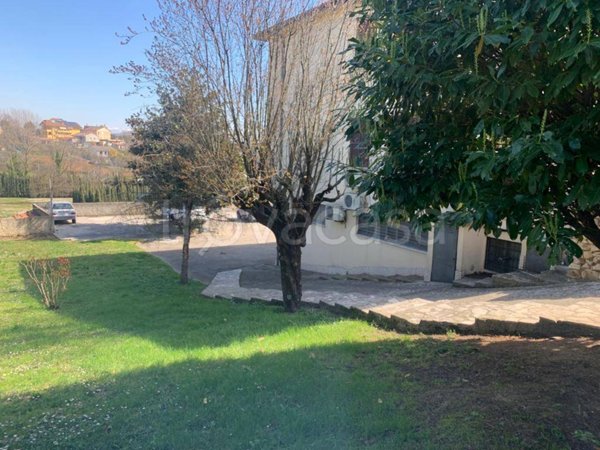 casa indipendente in vendita a Frosinone