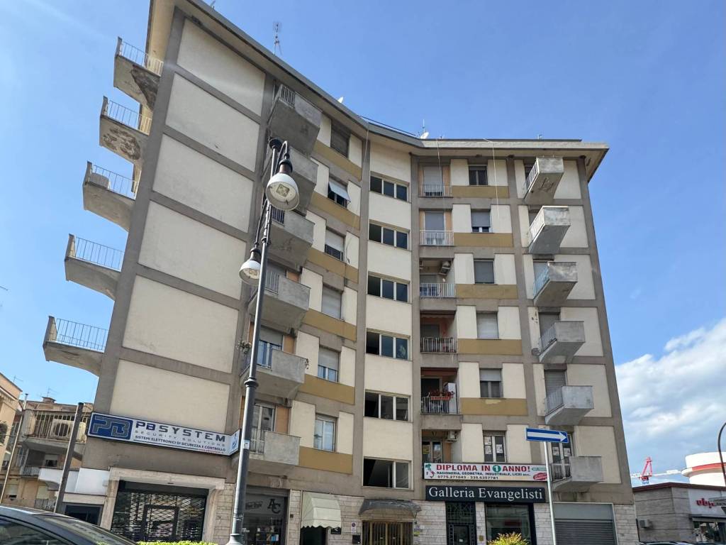appartamento in vendita a Frosinone