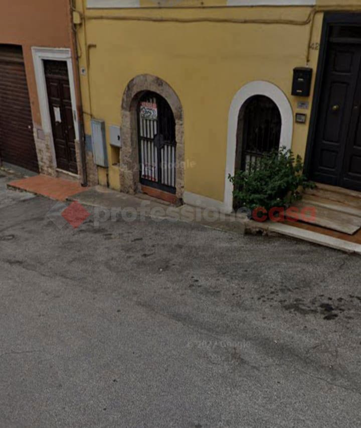 locale di sgombero in vendita a Frosinone