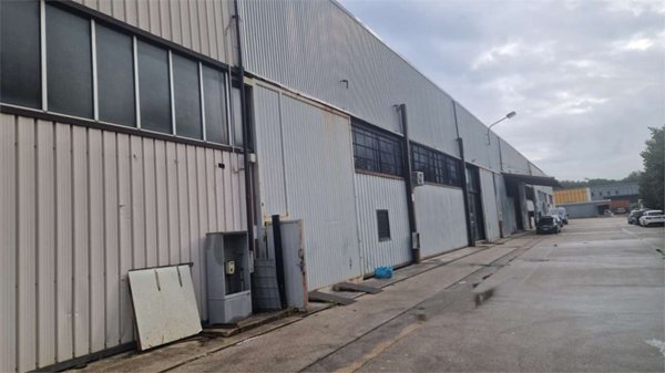 locale di sgombero in vendita a Frosinone