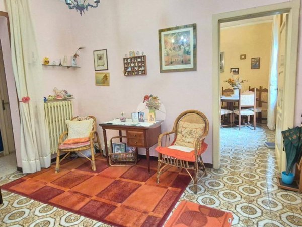 casa indipendente in vendita a Frosinone