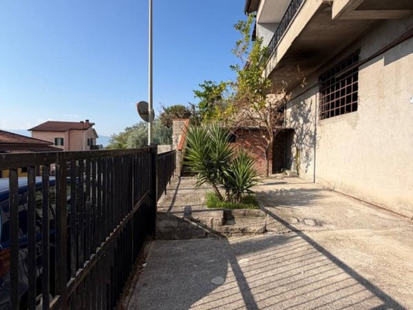 appartamento in vendita a Frosinone in zona Le Rase