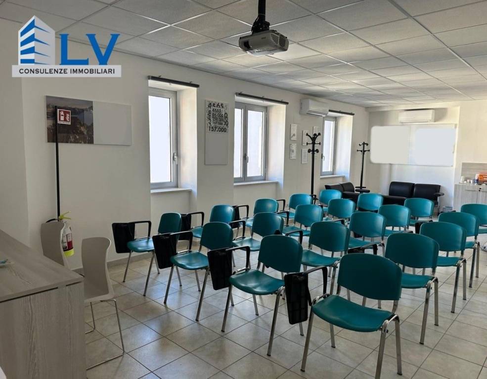 ufficio in vendita a Frosinone