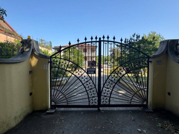 casa indipendente in vendita a Frosinone