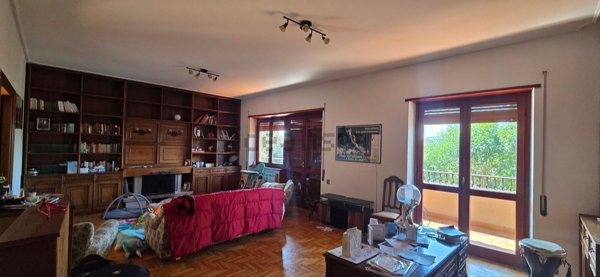 casa indipendente in vendita a Frosinone