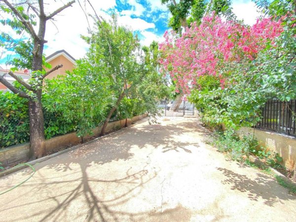 casa indipendente in vendita a Frosinone