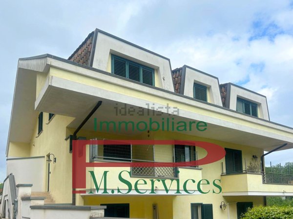 casa indipendente in vendita a Frosinone