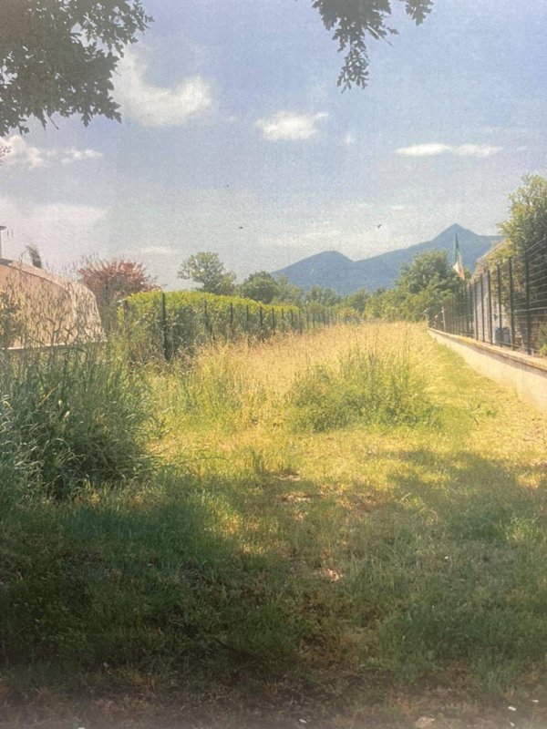 terreno edificabile in vendita a Frosinone