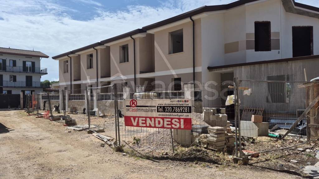 casa indipendente in vendita a Frosinone