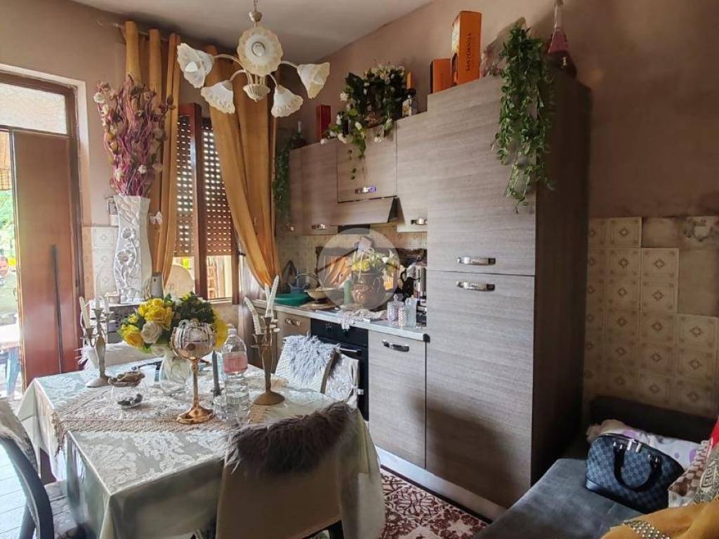 casa indipendente in vendita a Frosinone