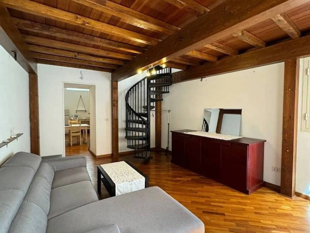 appartamento in vendita a Frosinone