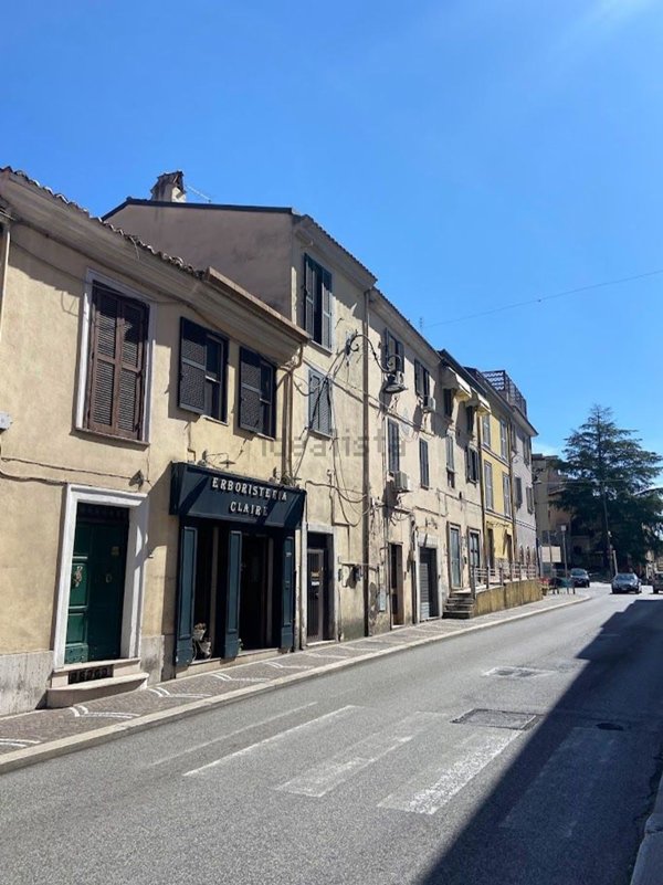 appartamento in vendita a Frosinone