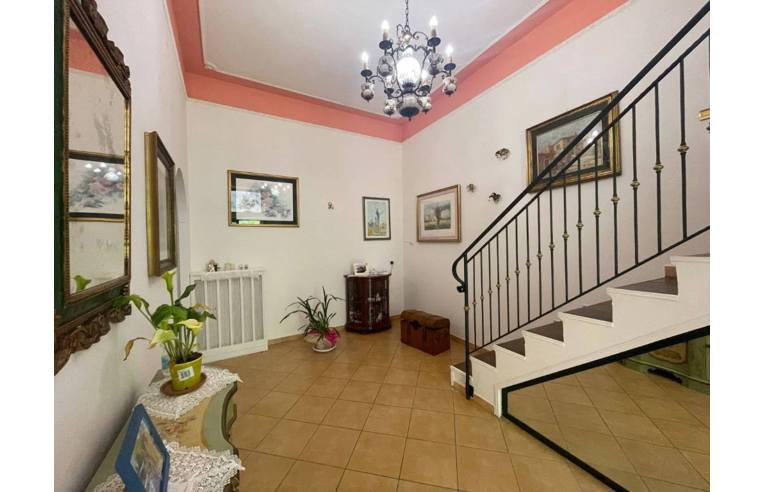 casa indipendente in vendita a Frosinone
