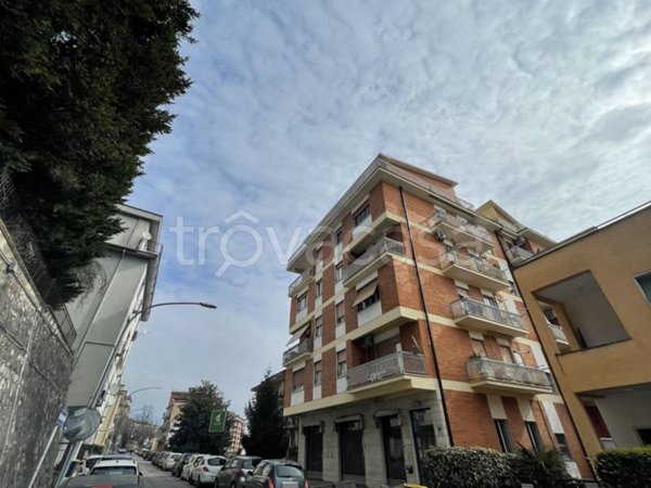 negozio in vendita a Frosinone