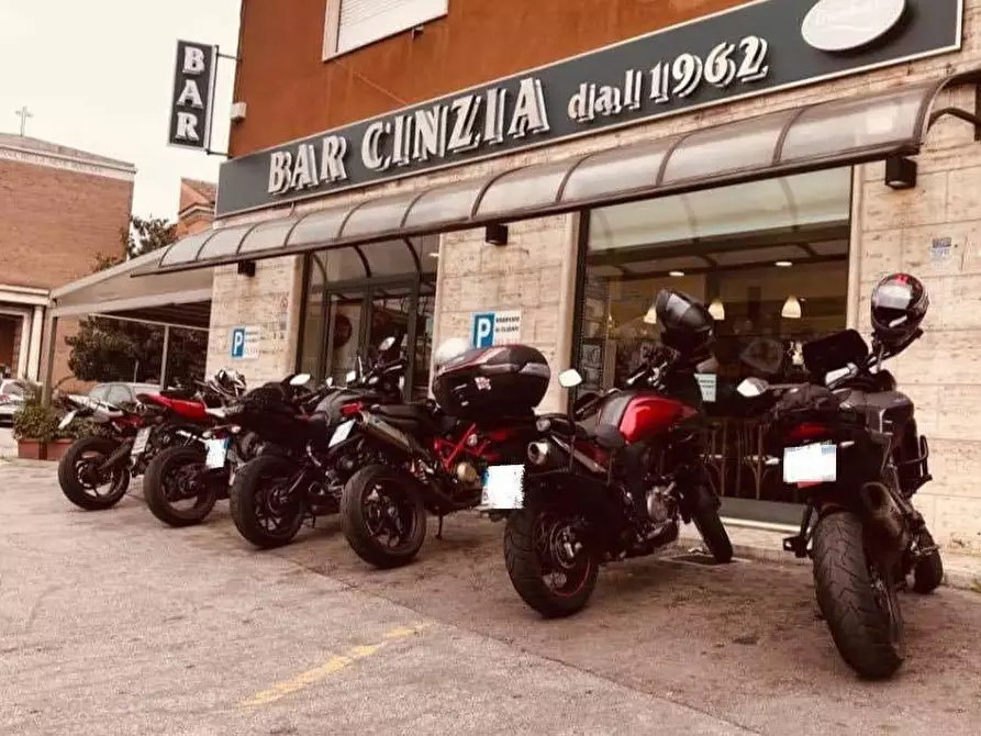 negozio in vendita a Frosinone