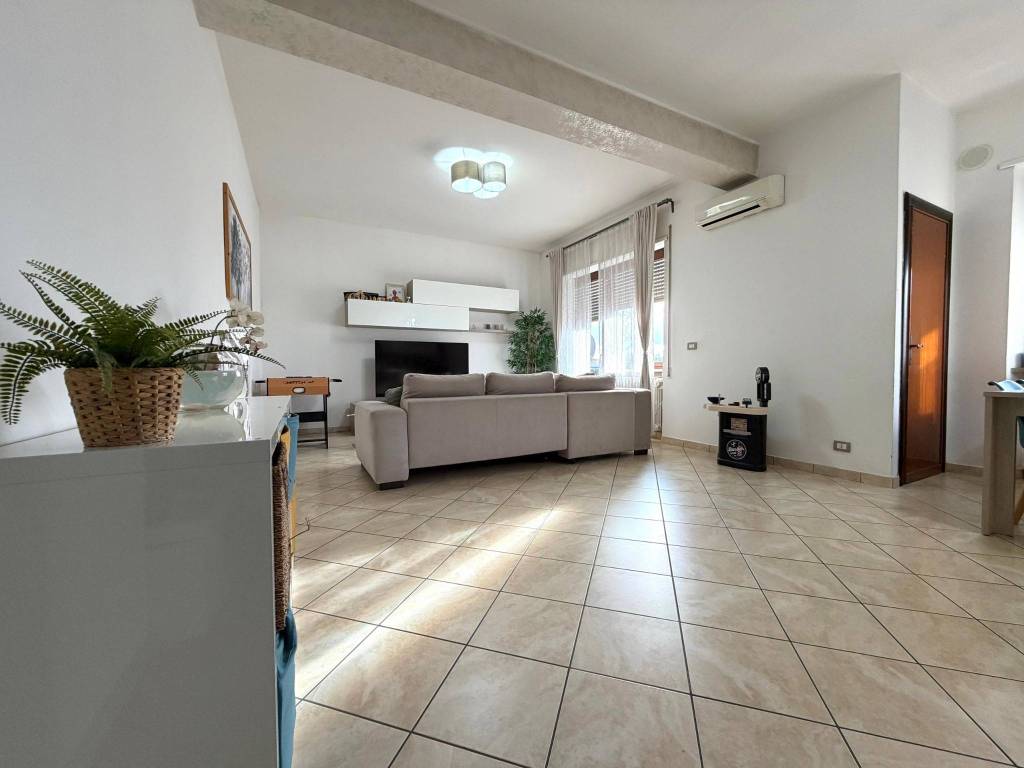 appartamento in vendita a Frosinone