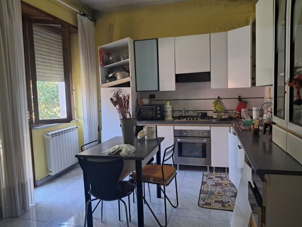 casa indipendente in vendita a Frosinone